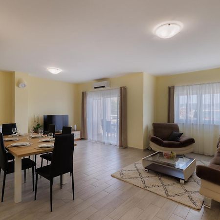 Apartman Maja 科马尔纳 外观 照片