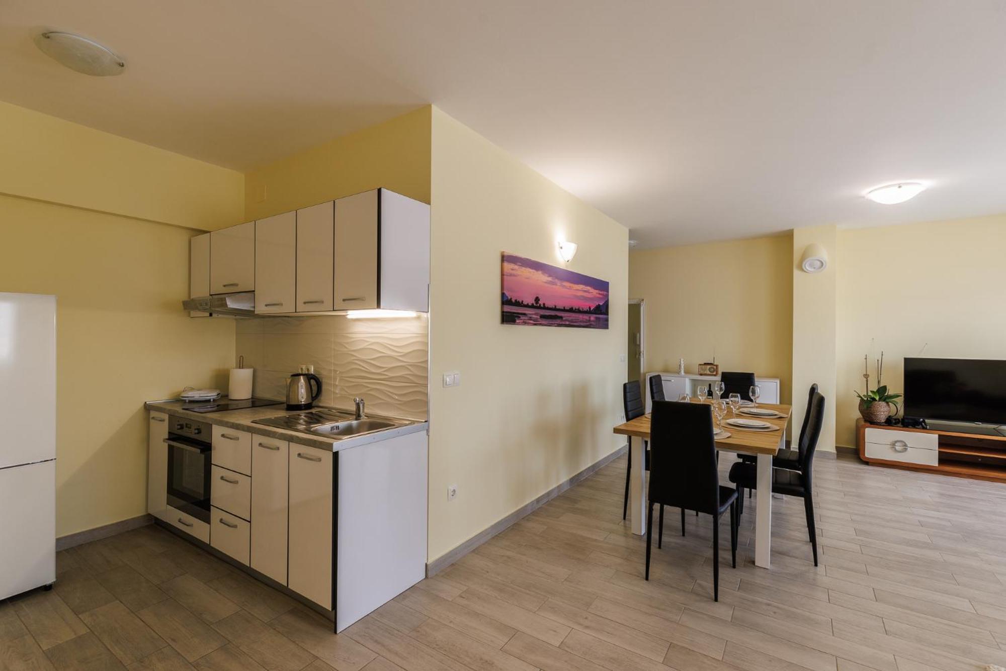 Apartman Maja 科马尔纳 外观 照片